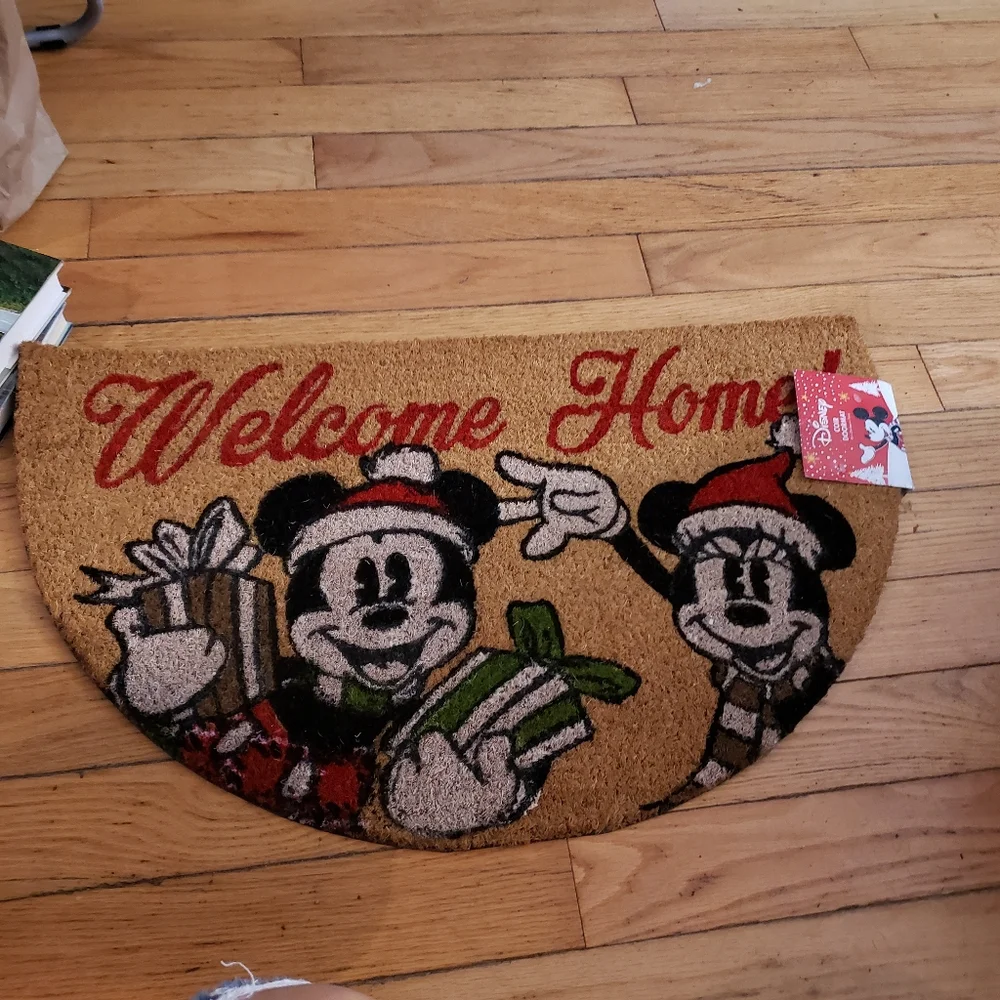 Mickey and Minnie Mouse Christmas Holiday Outdoor Doormat welcome